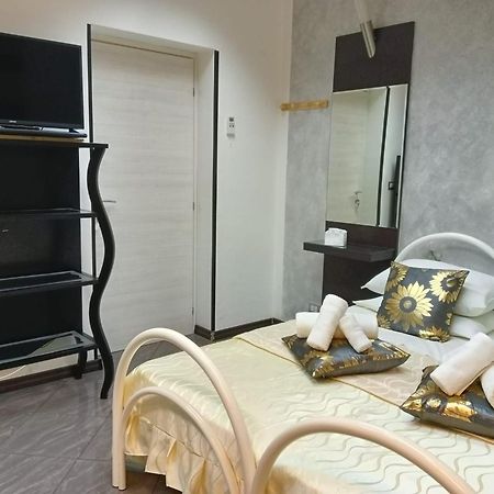 Casa Al Porto Bed and Breakfast Porto Torres Exteriör bild