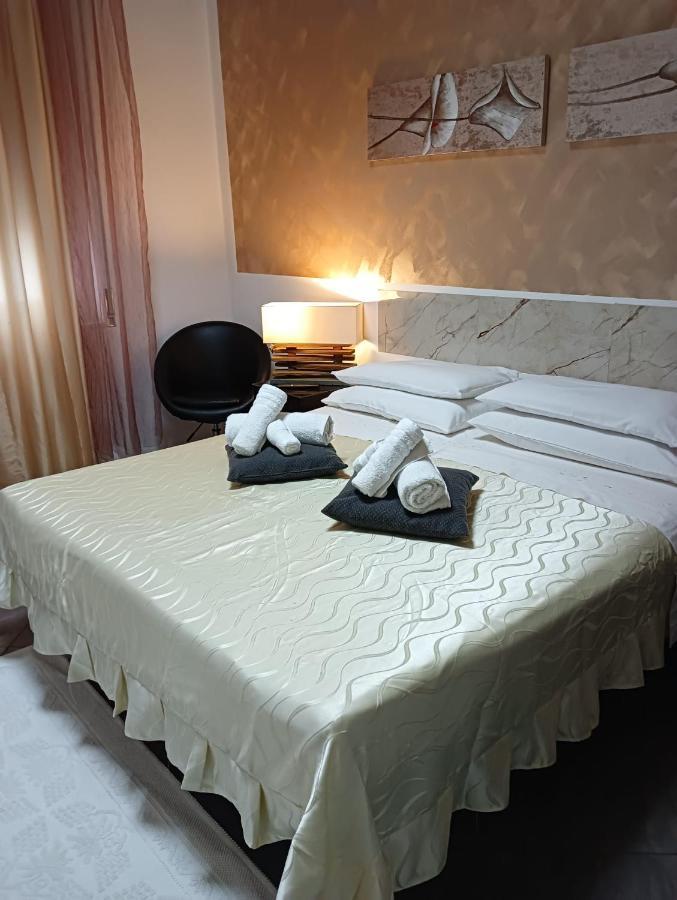 Casa Al Porto Bed and Breakfast Porto Torres Exteriör bild